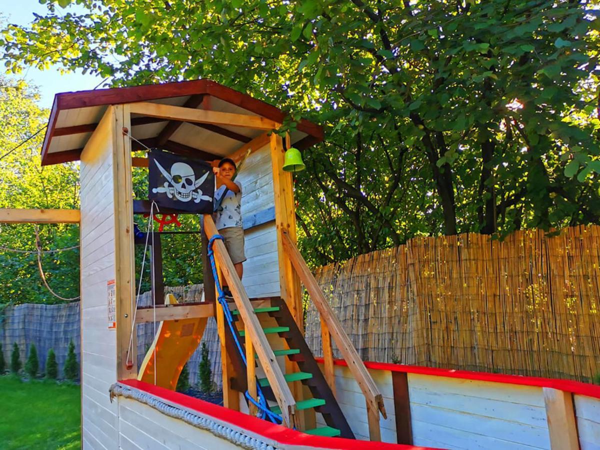 Aloha Glamp - Okragle Domki Przy Rzece - Balia I Sauna - Energylandia Zagornik المظهر الخارجي الصورة