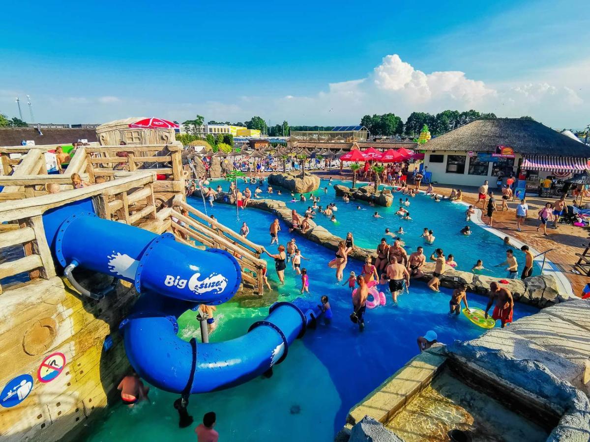 Aloha Glamp - Okragle Domki Przy Rzece - Balia I Sauna - Energylandia Zagornik المظهر الخارجي الصورة